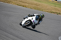 anglesey-no-limits-trackday;anglesey-photographs;anglesey-trackday-photographs;enduro-digital-images;event-digital-images;eventdigitalimages;no-limits-trackdays;peter-wileman-photography;racing-digital-images;trac-mon;trackday-digital-images;trackday-photos;ty-croes